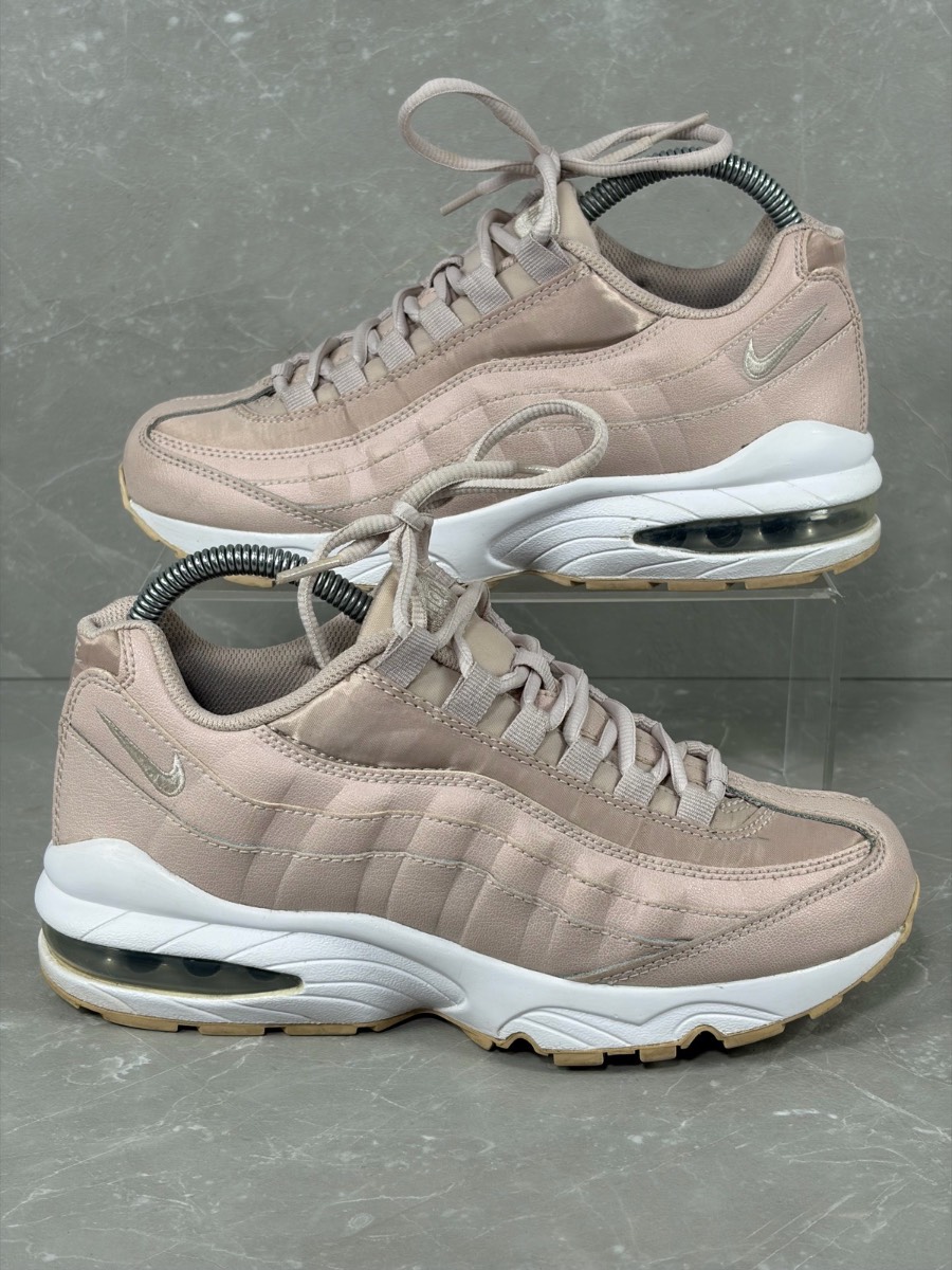 Nike Air Max 95 sneakers pale pink women’s uk size 5 trainers