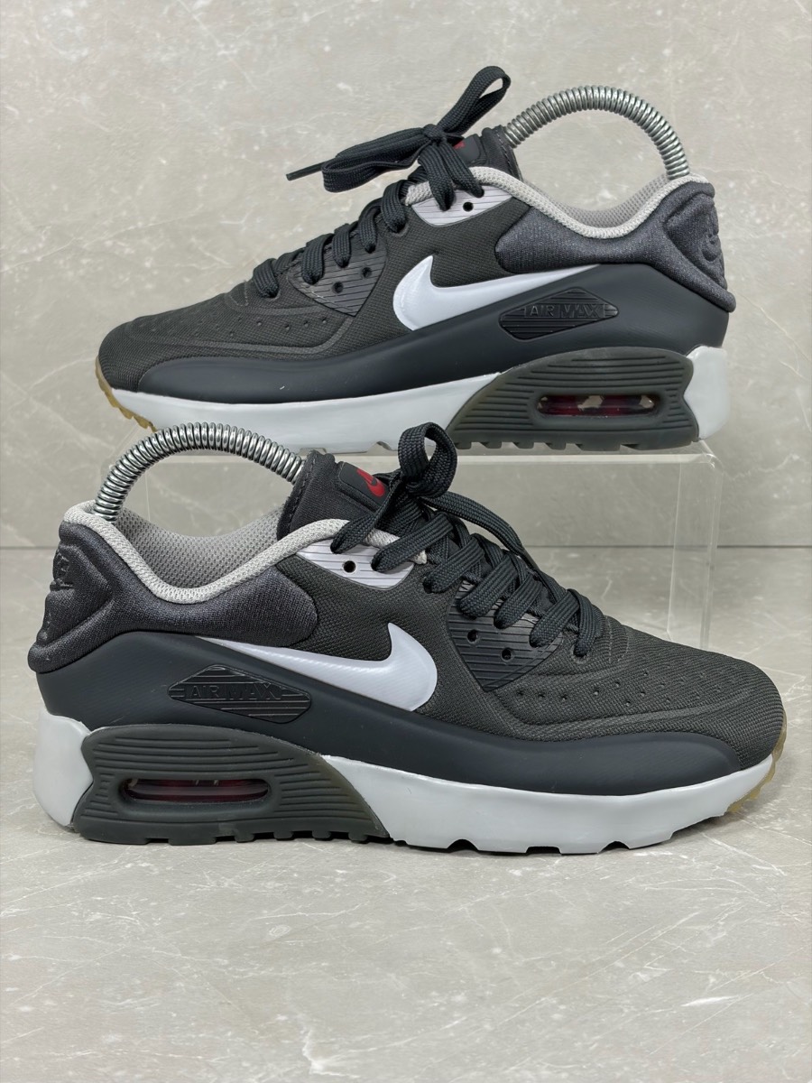 Brand New Nike Air Max 90 Ultra Essential trainers in a black and white Uk Size 4