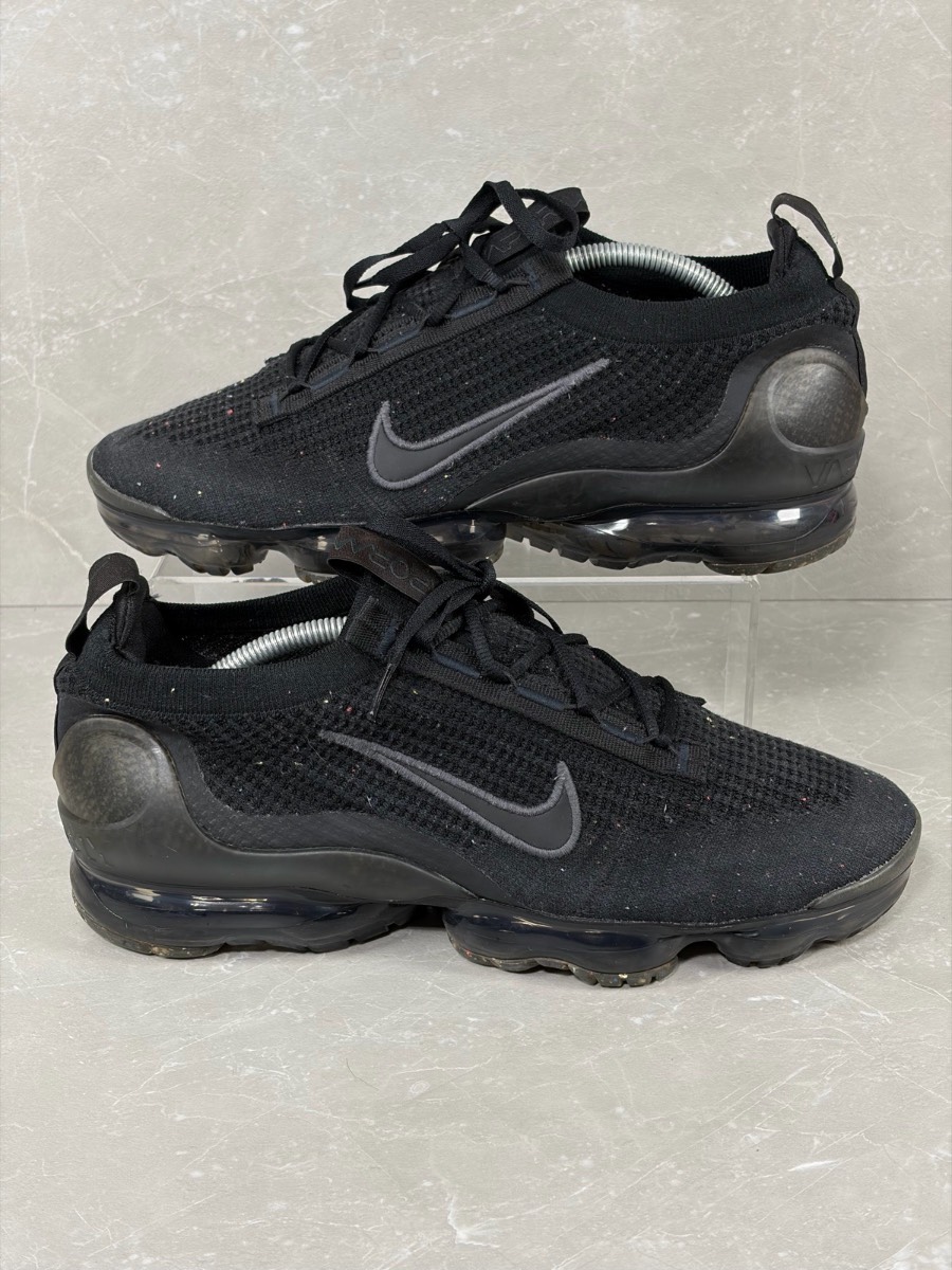 Air VaporMax Flyknit 2021 in triple black anthracite Uk size 10 no box