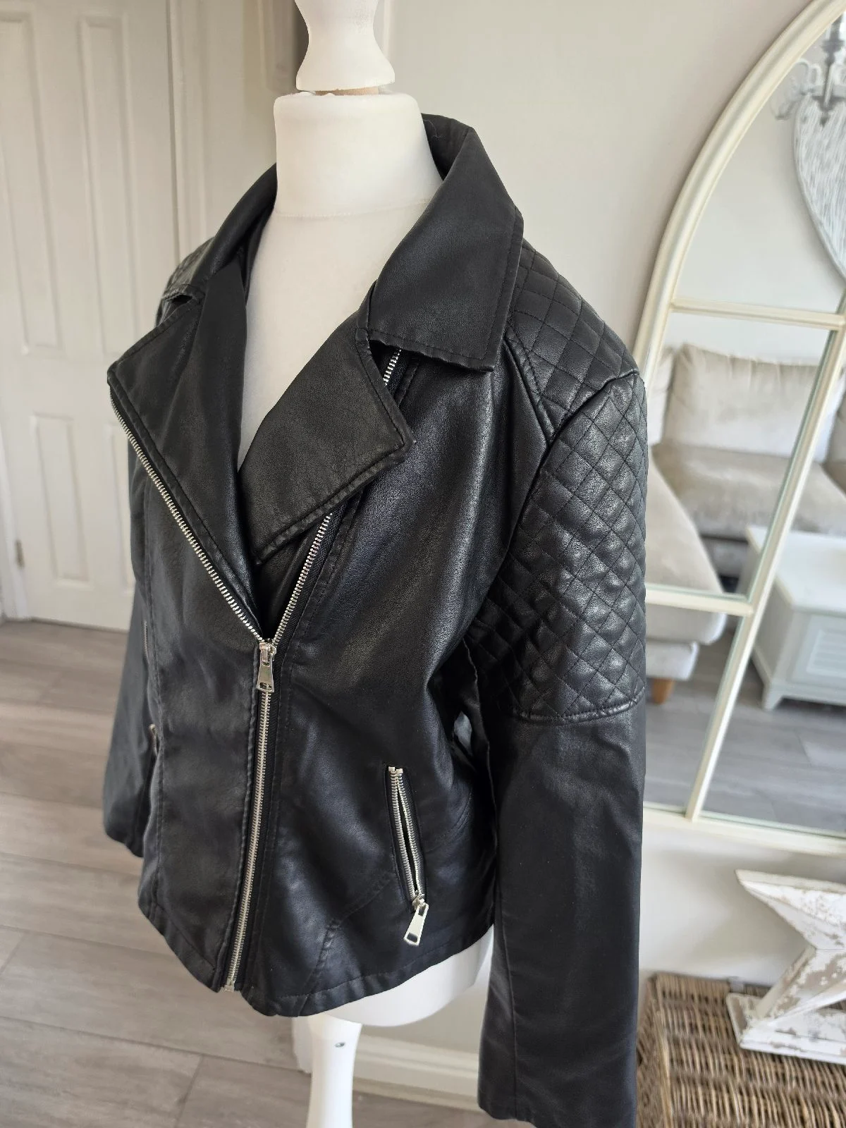 Boohoo Black Faux Leather Look Biker Jacket Size XL 14