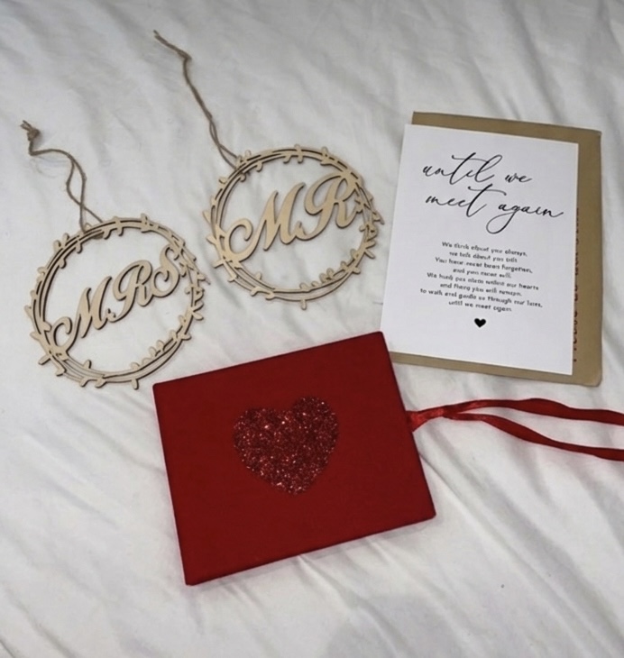 Wedding / Engagement Keepsake Bundle – Album, Wooden Decorations & Card