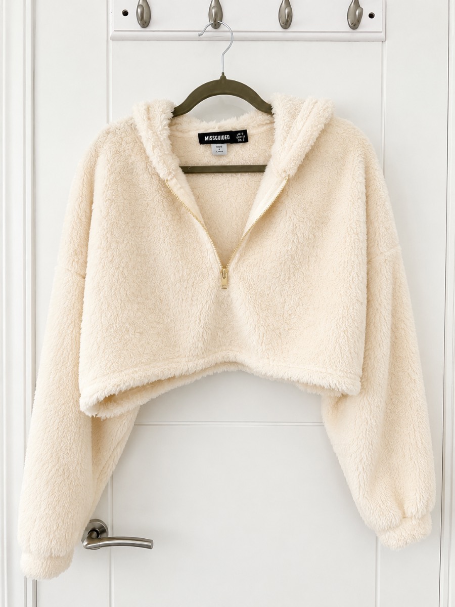 Missguided Cream Teddy Borg Cropped Hoodie – Size UK 14 – Never Worn