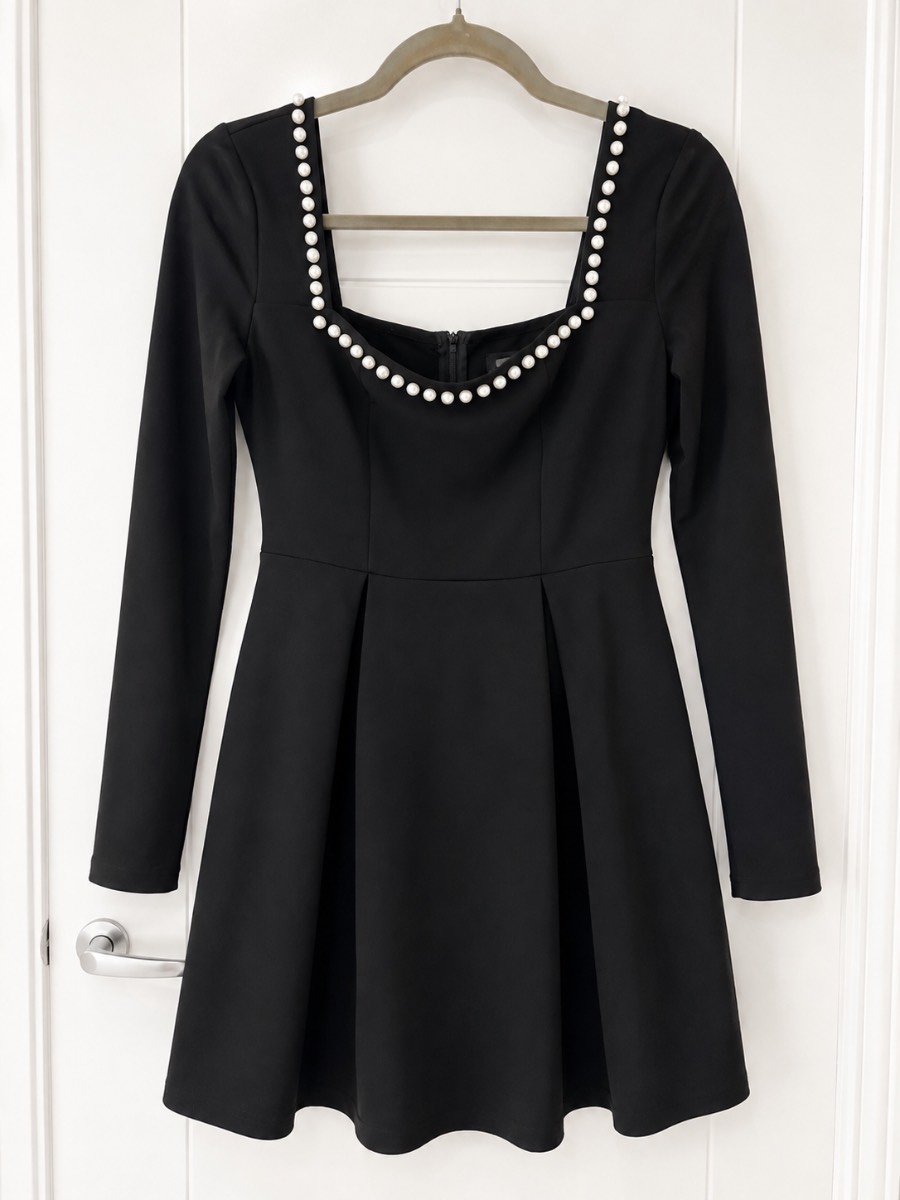 ✨ Black Long Sleeve Skater Dress – Size L – Never Worn ✨