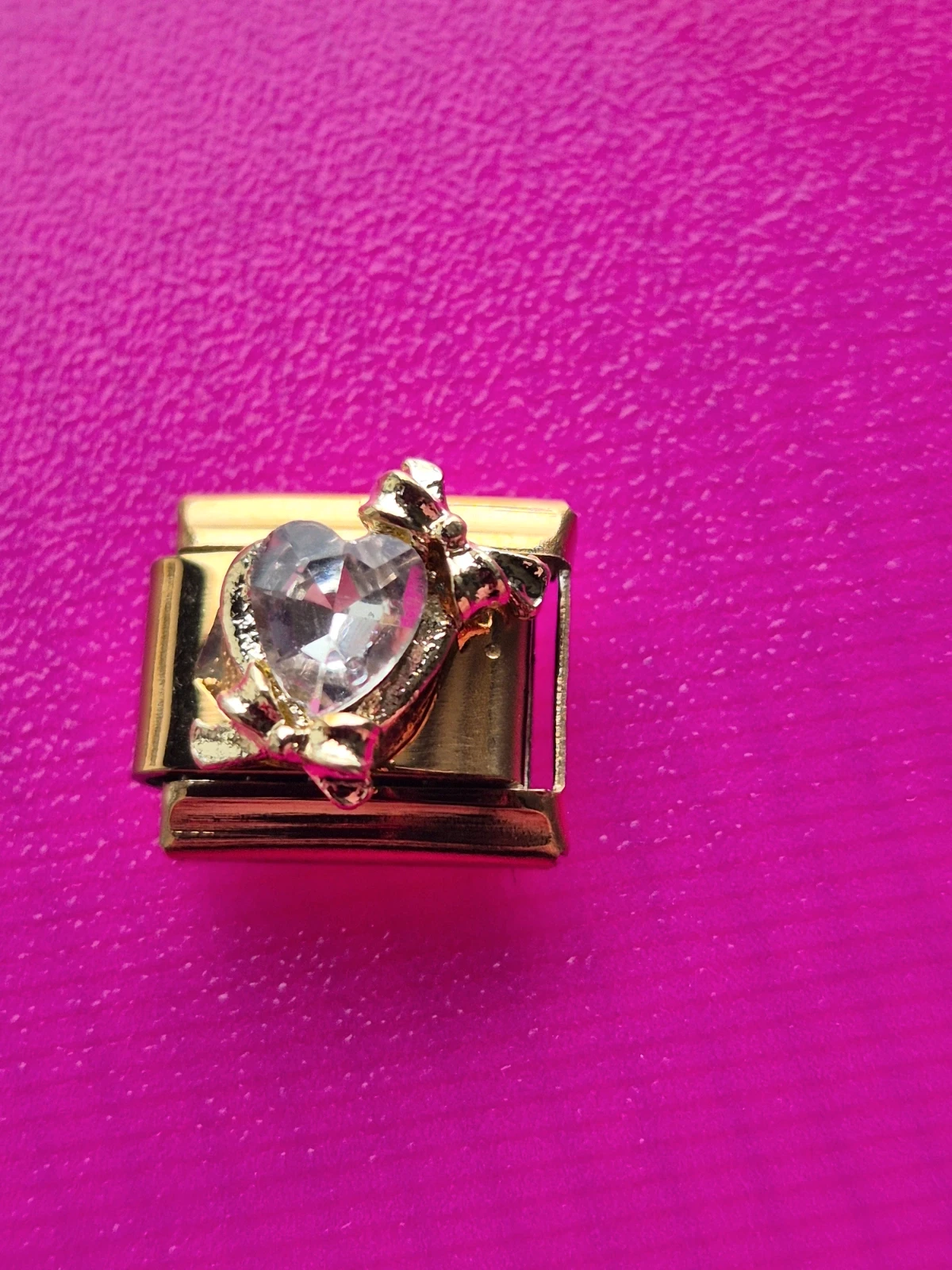 Composable bracelet charm link gold clear love heart bow topped jewel gem for a nomination bracelet