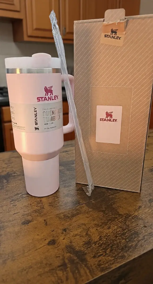 Stanley tumbler 40oz rose