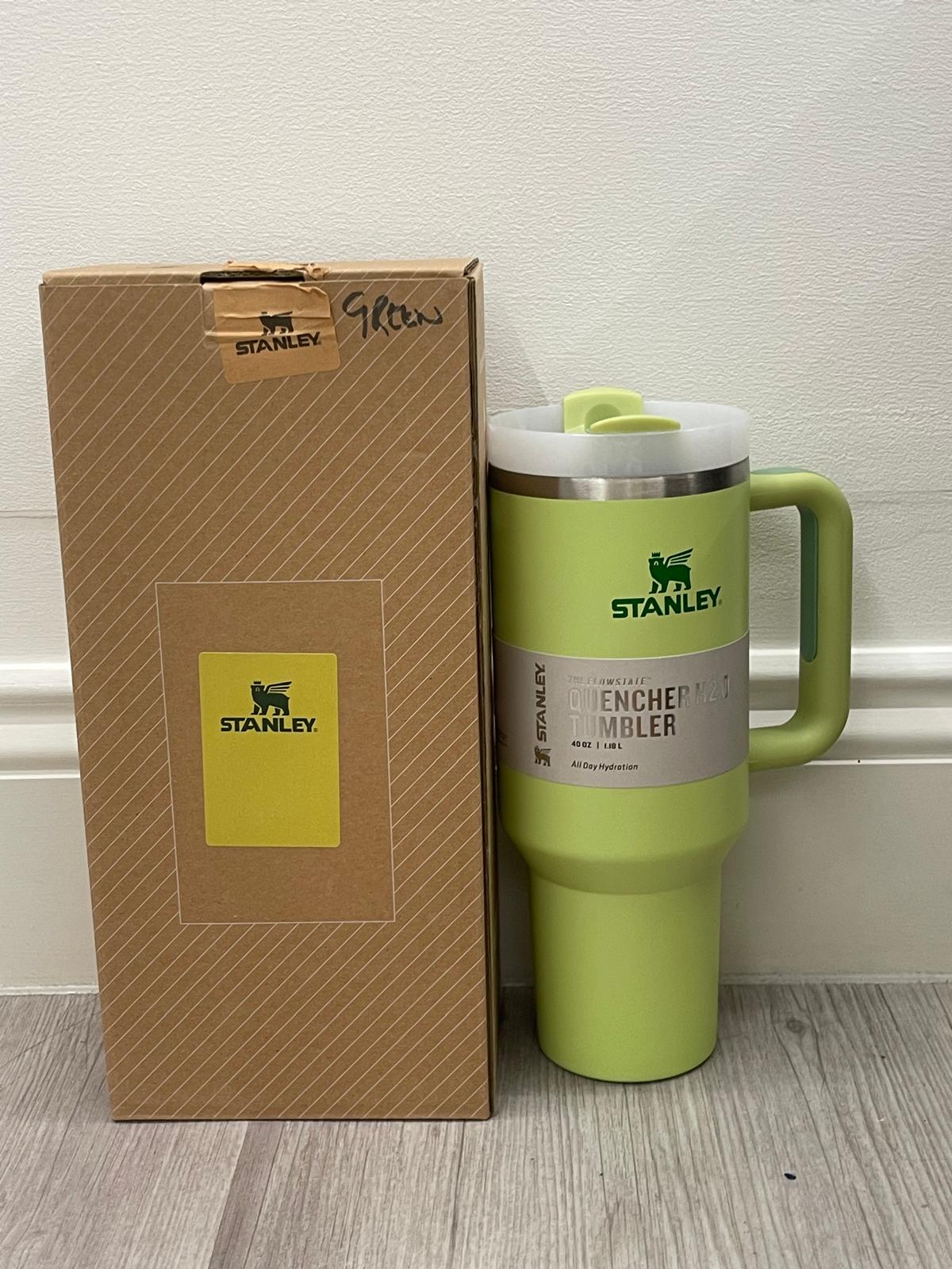 Stanley 40 oz tumbler mint