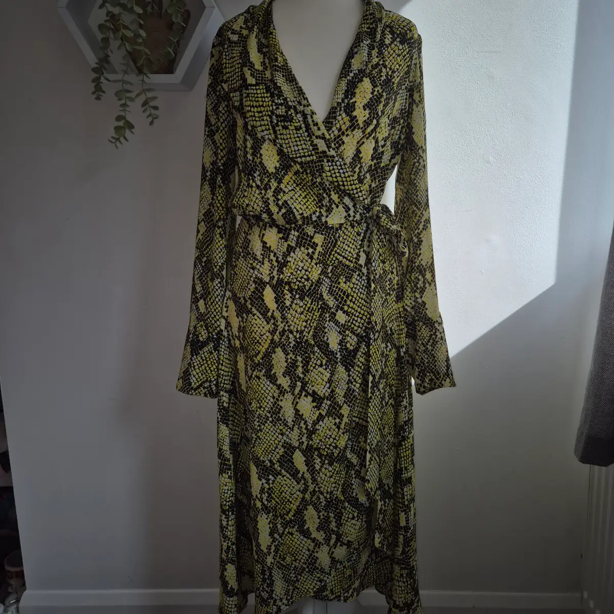 Karen Millen Snake Print Wrap Midi Dress Yellow Black UK 6 Animal Print