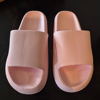 Pink Cloud Slides EVA Cushion Sandals Sliders UK 5 EU 38-39 Lightweight