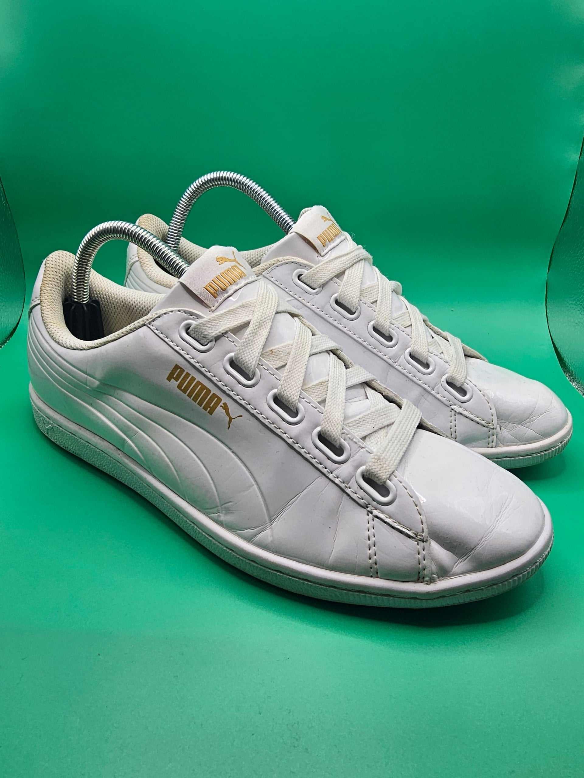 Puma White & Gold Casual Sneakers UK 7 Womens Ladies