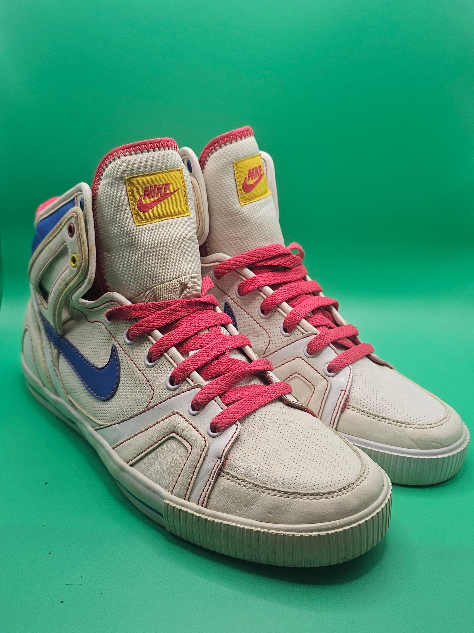Nike White, Blue & Pink High Top Sneakers UK 6 Womens White Pink Basketball