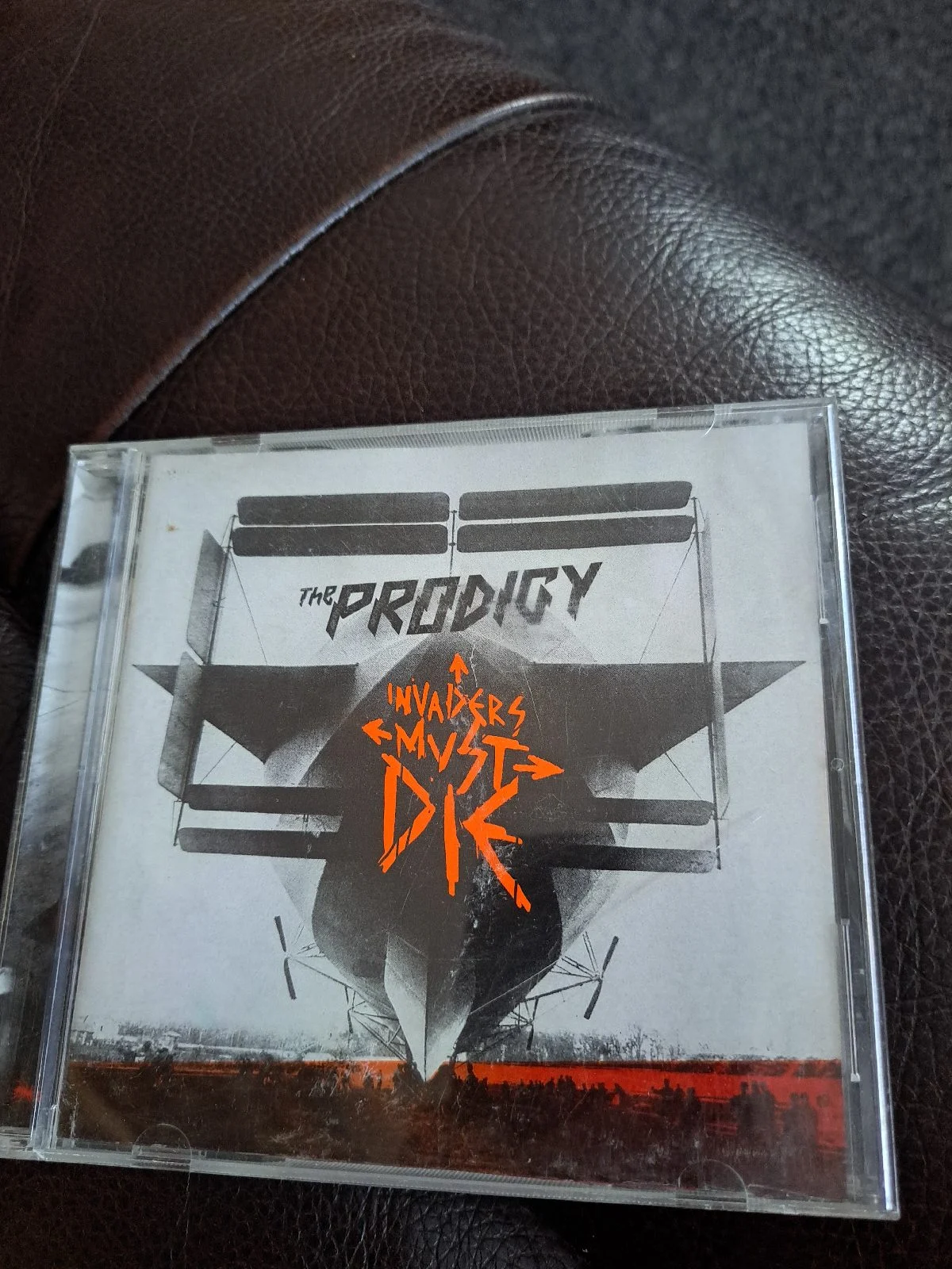 the prodigy invaders must die cd