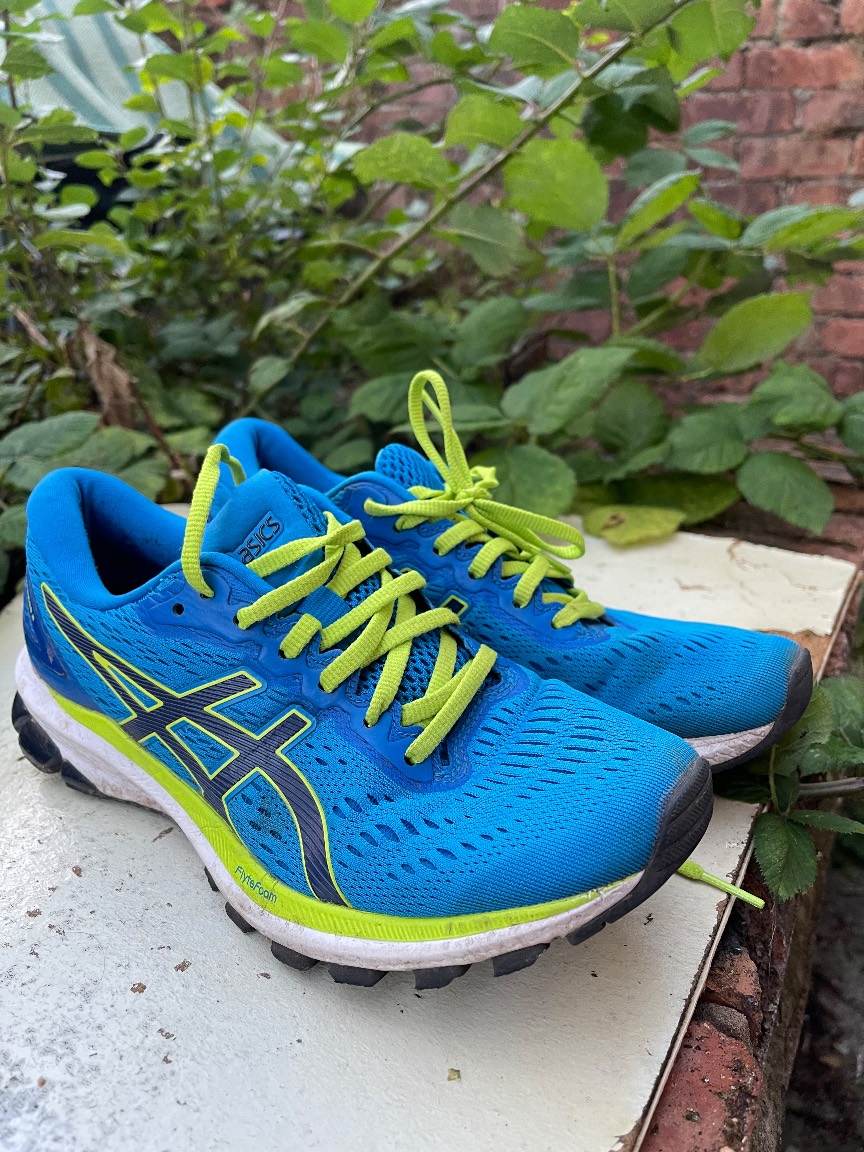 Asics women running trainers- Size 7