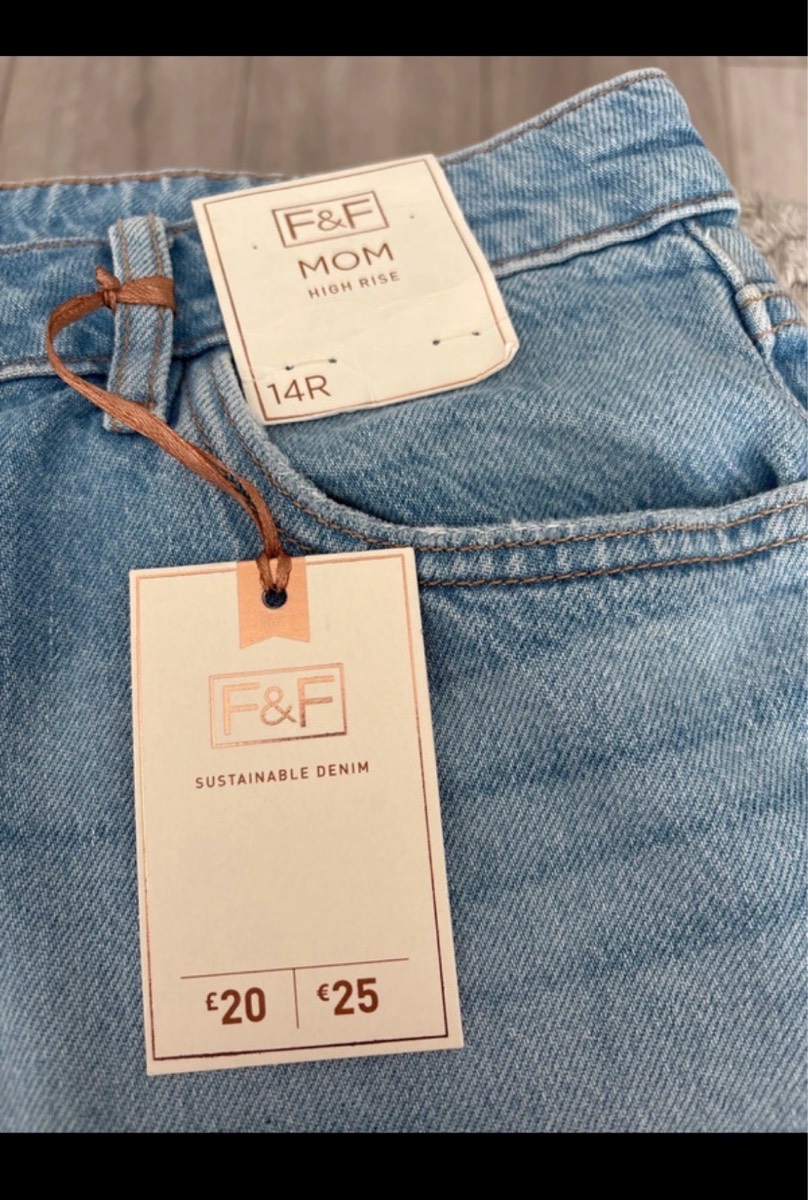 Mom jeans