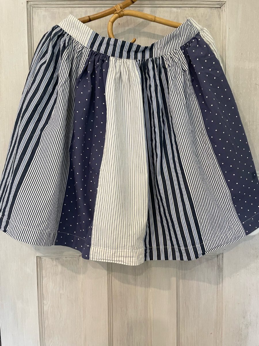 Boden 100% cotton lined navy and white gathered skirt UK 10