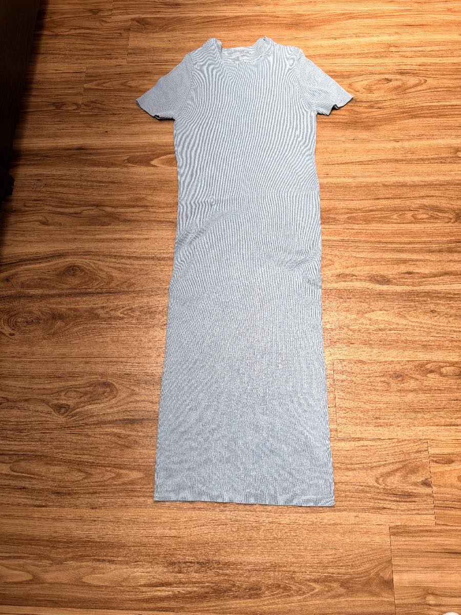 Size M Ribbed Light Blue Short Sleeve Dress. NWOT