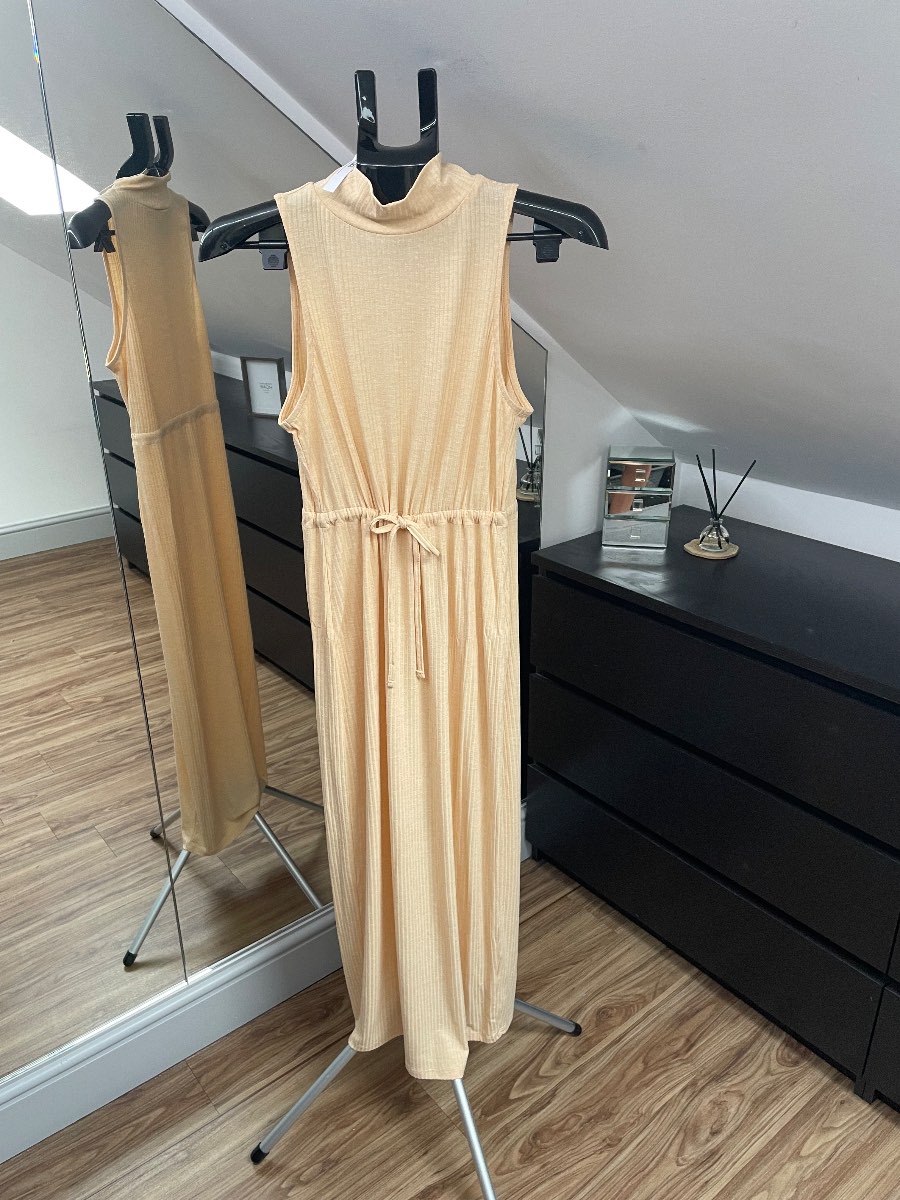 Size 12 ASOS Tie Waist Sleeveless Dress. BNWT