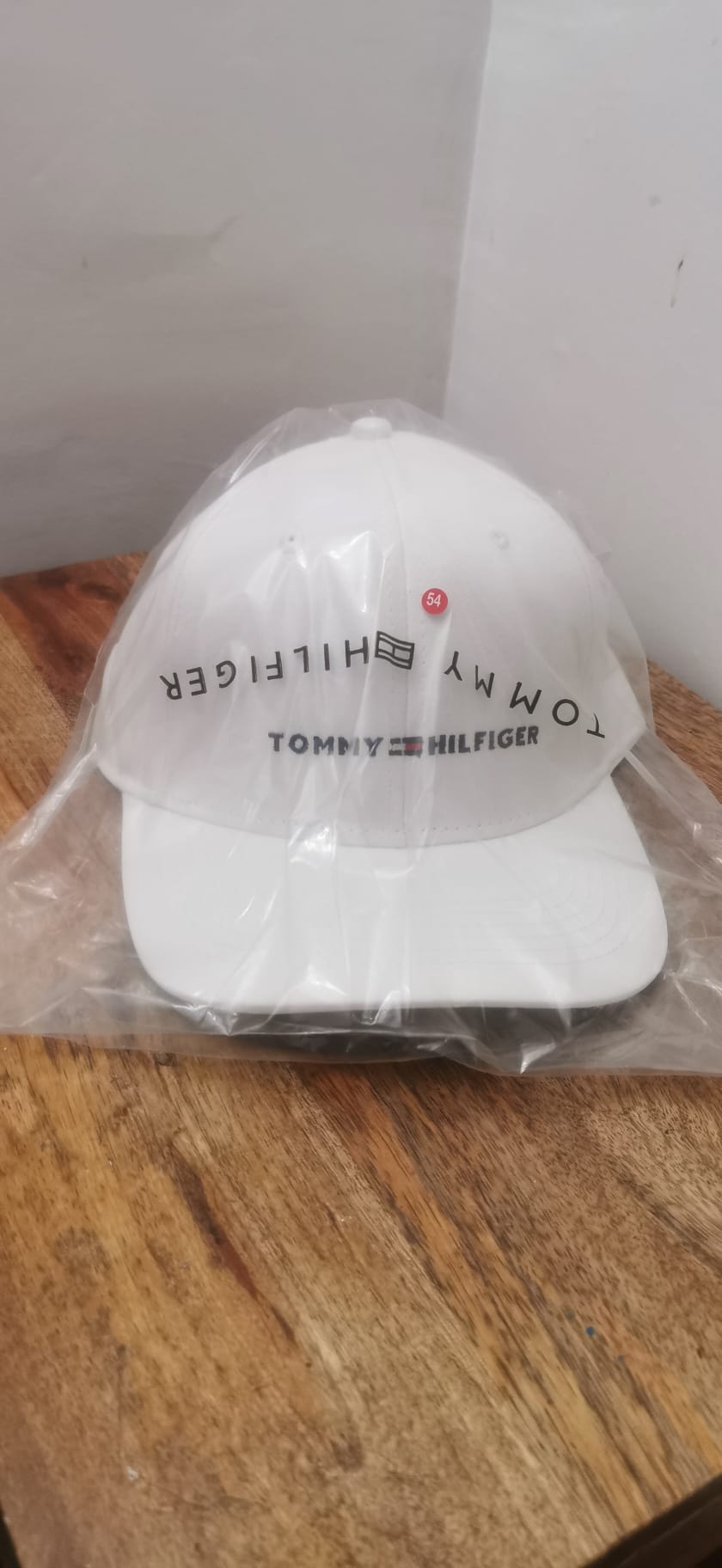 Tommy Hilfiger Men's One Size Adjustable Cap White