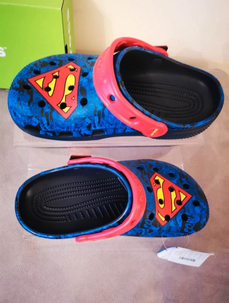 Crocs Superman