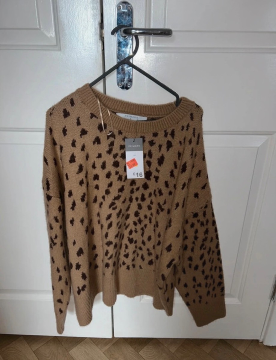 Women’s leopard print jumper