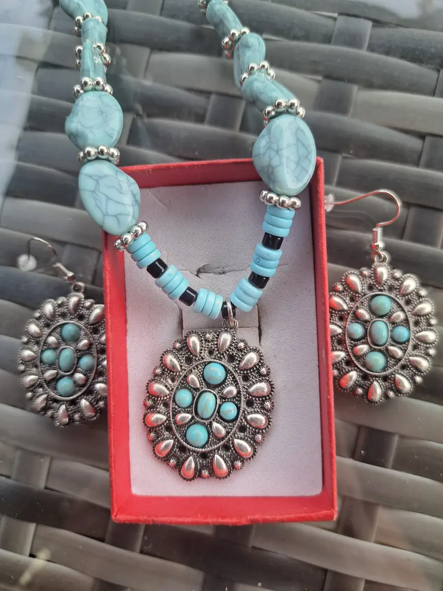 Lovely Boho necklace and earrings