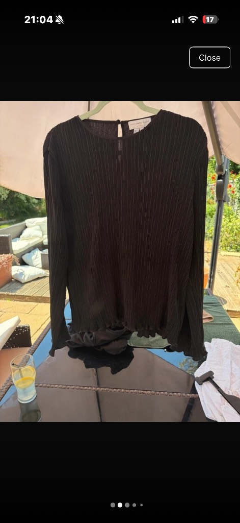 BNWT never fully dressed black crepe top