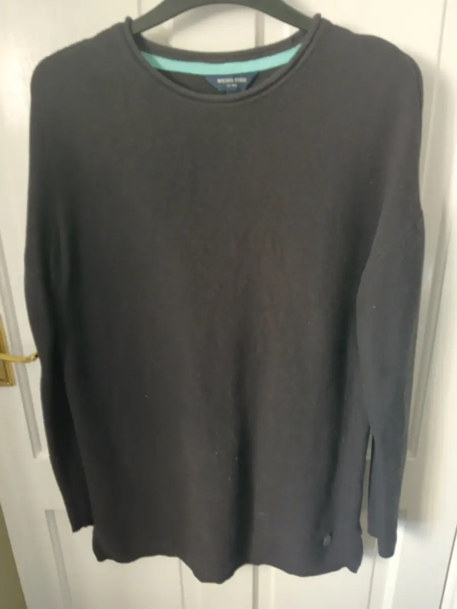 Weird Fish size 8 cotton jumper. Navy Blue