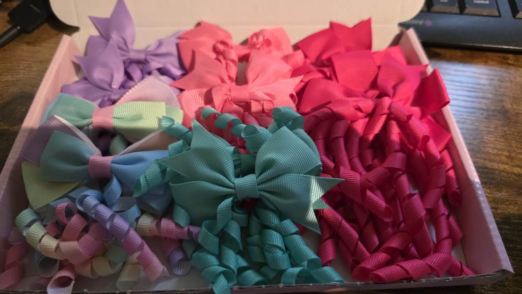 10 mixed korker bows