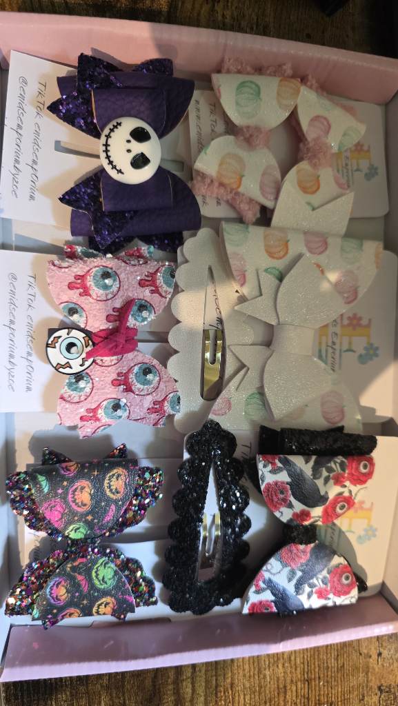 mixed box of halloween bows