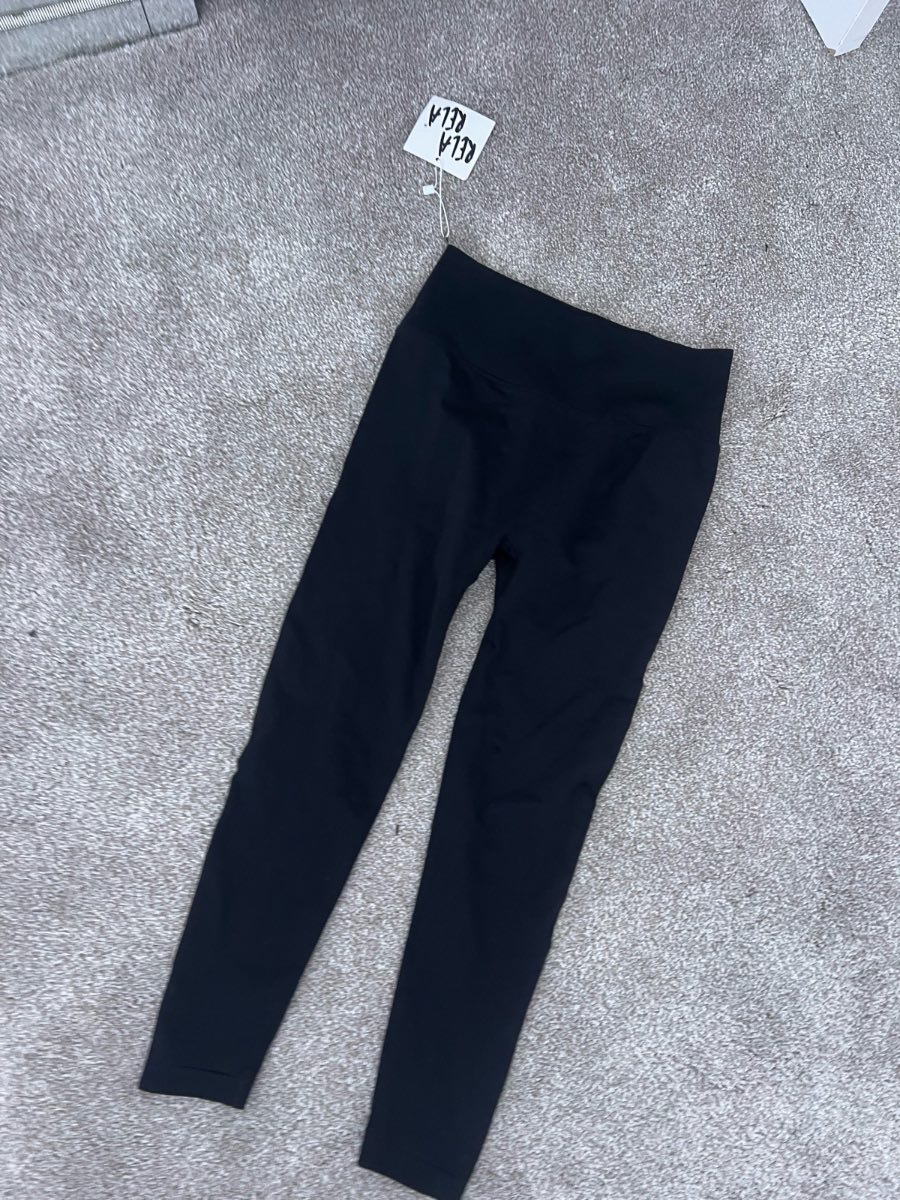 Rela Rela Black Scrunch Bum Leggings | Size L | Brand New With Tags