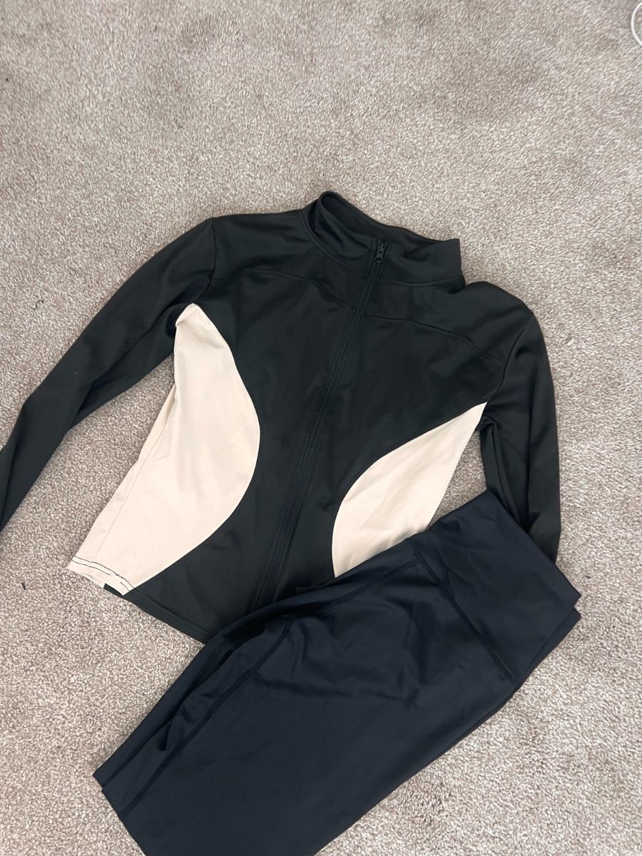 Black & Cream Colourblock Gym Set | Zip Jacket + Leggings | Size 14 | Worn Once