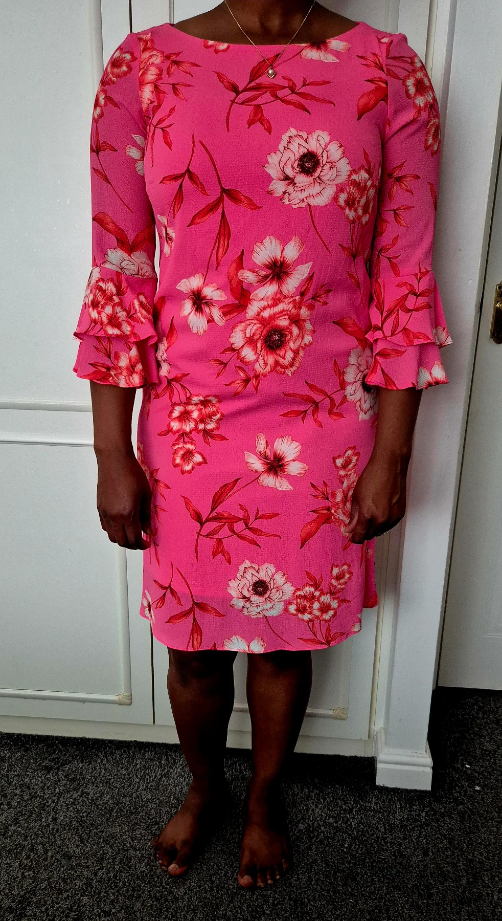 Wallis size 10 short sleeve knee length pink floral lined summer dress