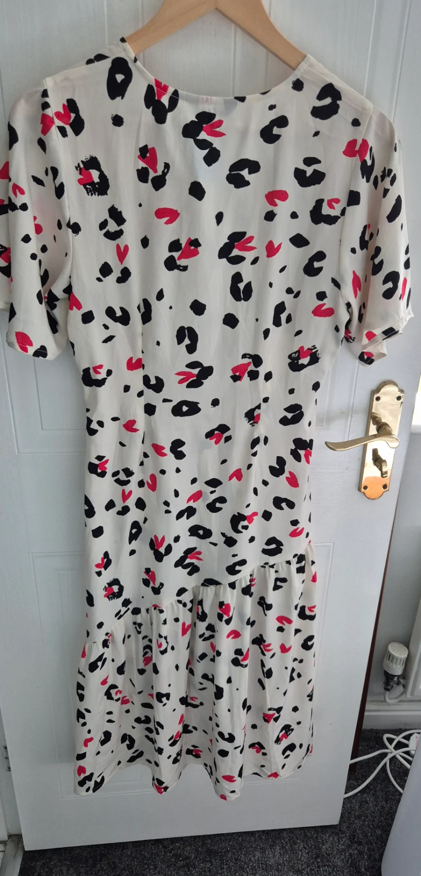 New look size 12 short sleeves midi beige floral summer dress new
