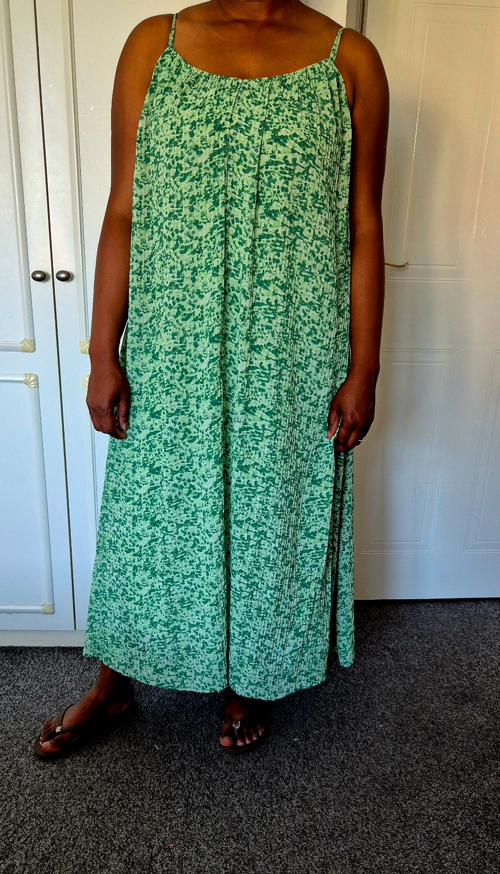 Autograph size 10 green pleated spaghetti straps V neck long women autumn long ht weight lined dress