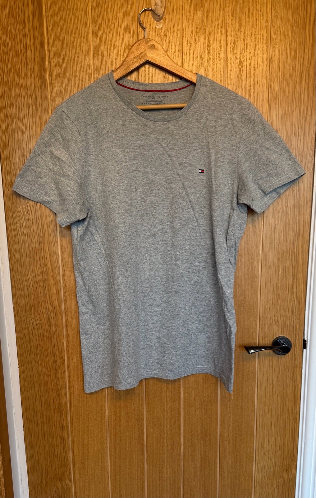 Tommy Hilfiger Men’s Medium Grey Marl Flag Logo T-Shirt