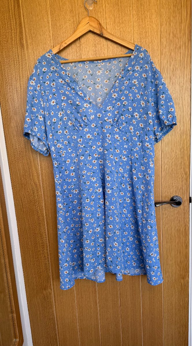 SHEIN Curve Blue Daisy Floral Mini Dress 2XL UK 20-22 Puff Sleeve Summer Skater