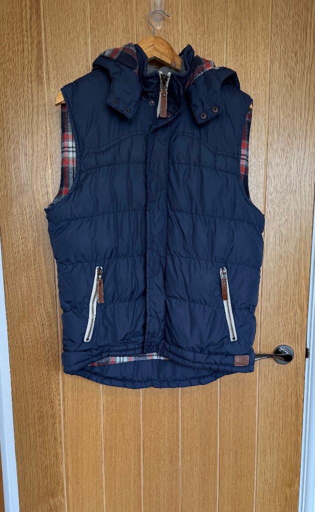 SoulCal & Co padded hooded bodywarmer in good used condition.
