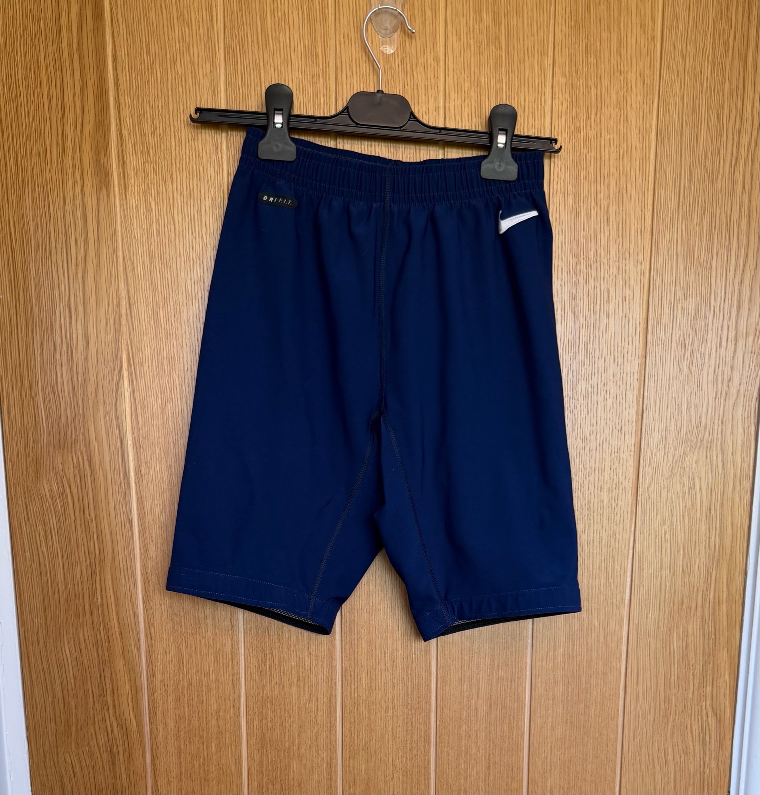 Vintage Nike Dri-FIT Boys Large Navy Blue Training Shorts Y2K