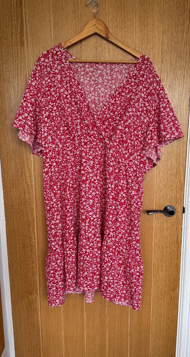 SHEIN Curve 3XL Red Floral Mini Dress Wrap Style Flutter Sleeve UK 24 26