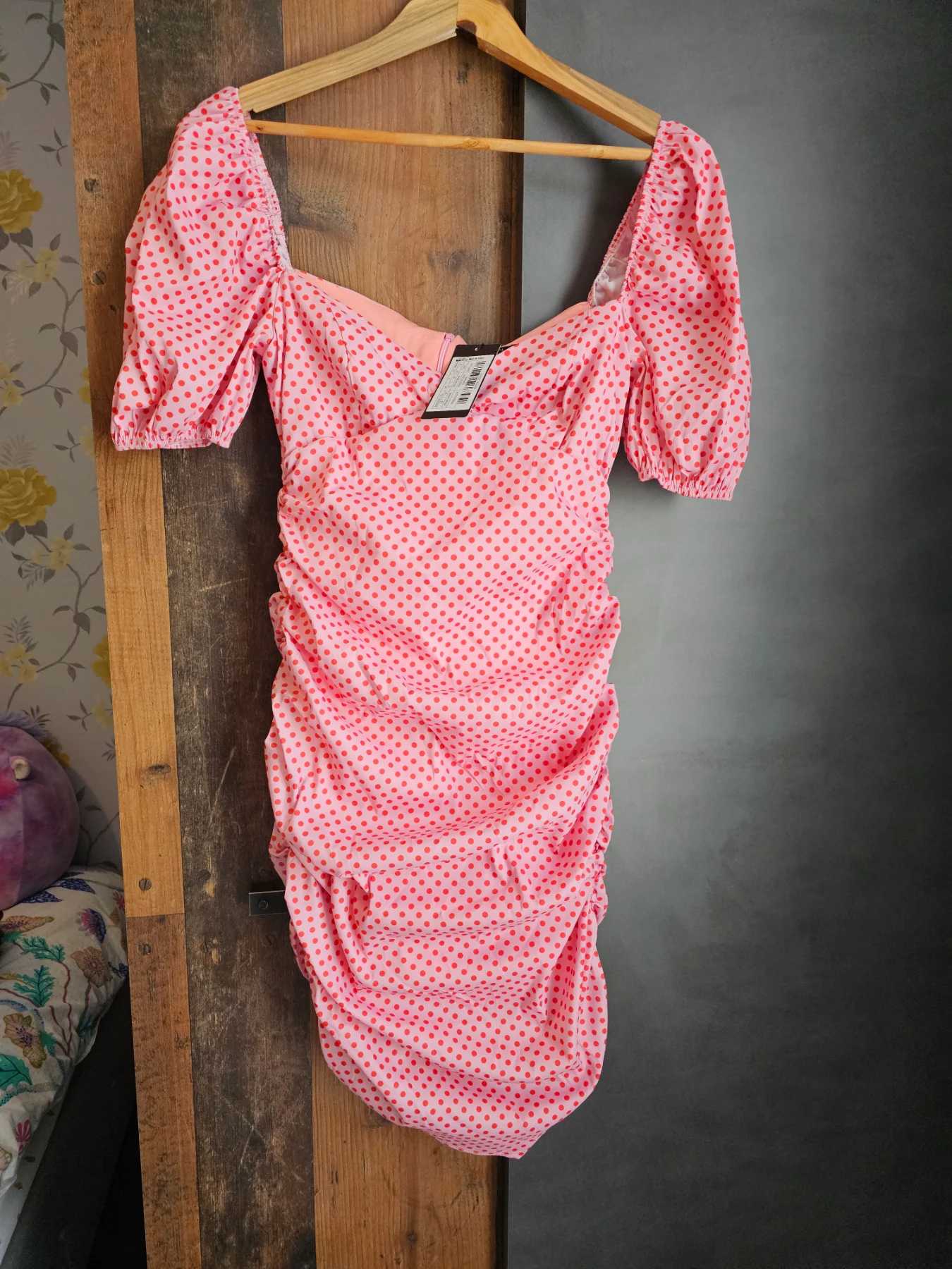 Beautiful Pink & Red Polka Dot Ruched Mini Dress – UK 10 / EU 38 – BNWT
