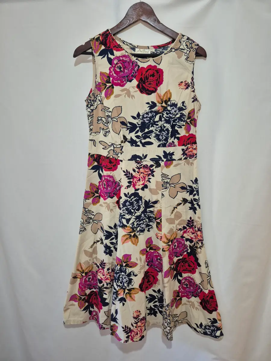 Women's Adini Sleeveless Summer Dress size S Small 10 Beige Floral Mid Calf Length