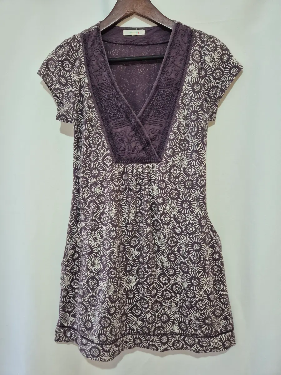 White Stuff Short Sleeve Embroidered Tunic size 8 Purple Floral Print Spring Summer