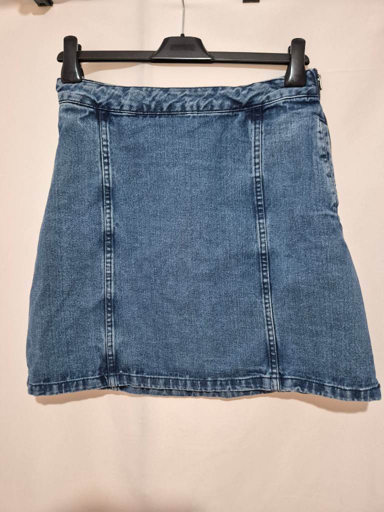 Women's Noisy May Short Denim Skirt size 8 (28 x 17) Blue Spring Summer Side Zip