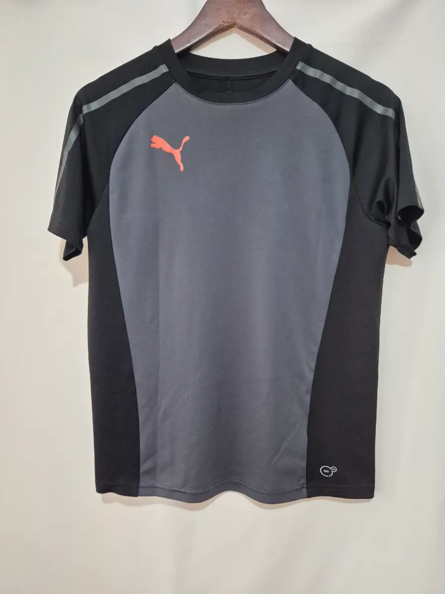 Girl's Women's Puma Dry Cell T-shirt Top size 8-10 13/14 Years Black Grey Sports