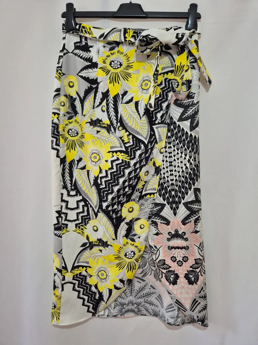 Women's River Island Split Front Floral Skirt size 8 (28 x 31) Multicoloured Smart Casual