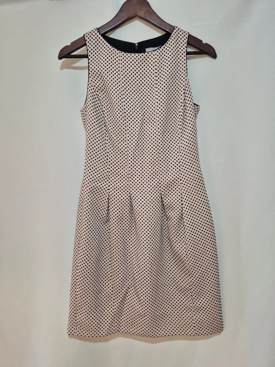 Coast Sleeveless Lined Dress size 8 Beige Black Polka Dot Wedding Prom Evening Party