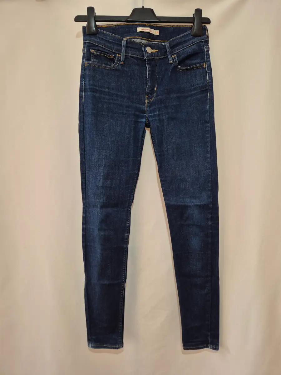 Levi's 710 Super Skinny Jeans size 6 (27 x 28) Dark Blue Indigo Mid Rise