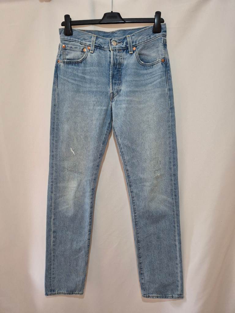 Men's Levi's 501 Premium Denim Jeans size 29 x 32 Light Blue Button Fly Straight