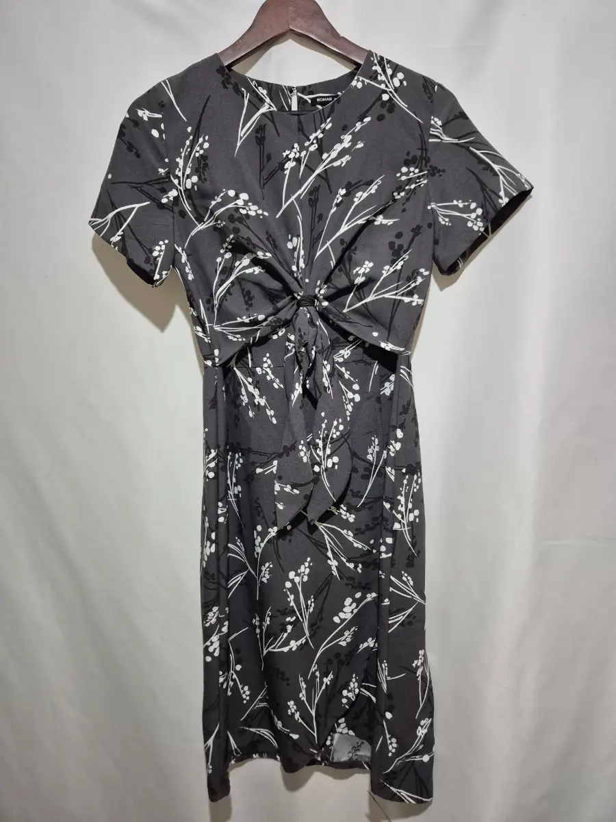 Roman Originals Grey Black White Dress Size 10 Botanical Floral Printed Tie Front Knee Midi
