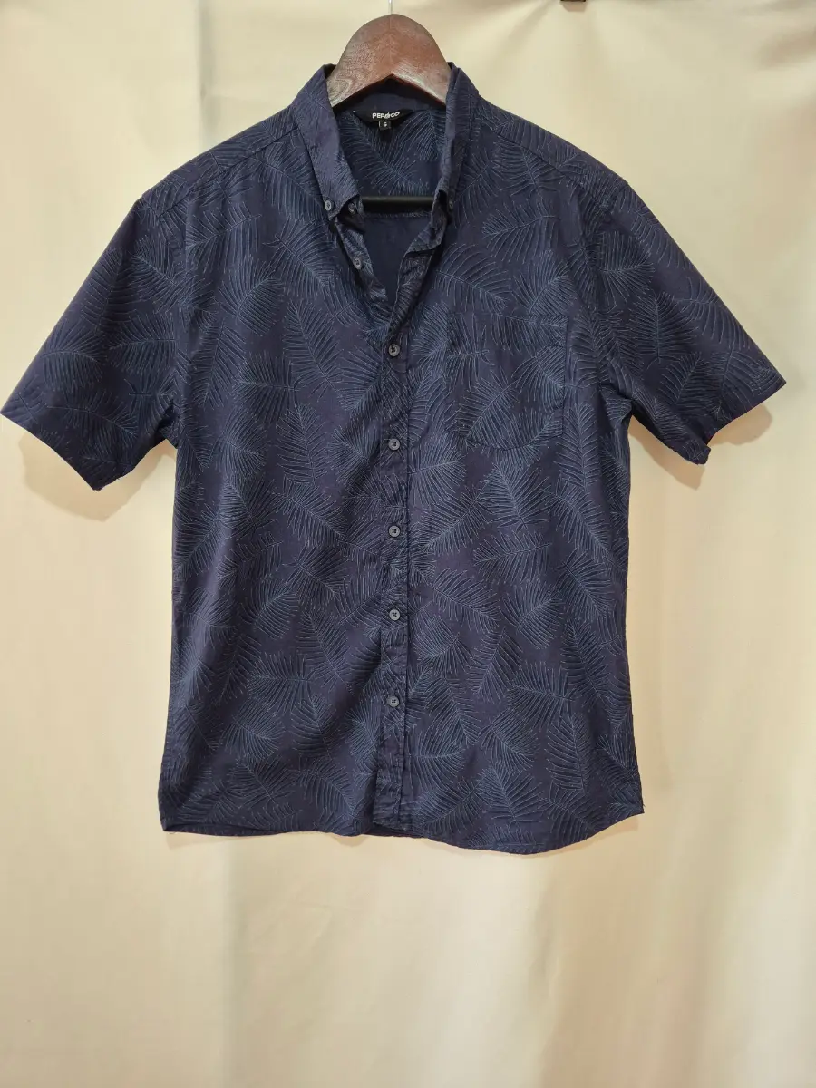 Pep&Co Mens Navy Blue Short Sleeve Shirt Size S Small Tropical Leaf Print Holiday