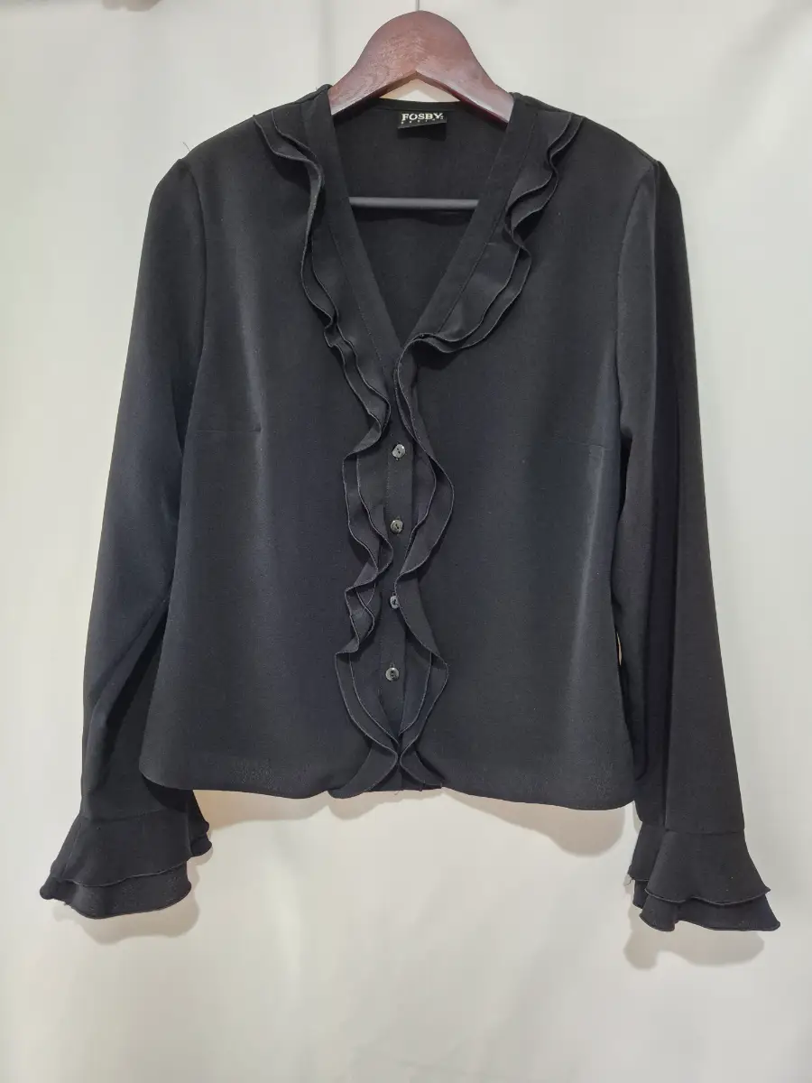 Women's Fosby Designs Vintage Blouse size 14 Black Padded Shoulders Frilled Front